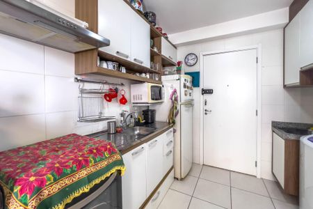 Apartamento à venda com 36m², 2 quartos e sem vaga Apartamento à venda com 36m², 2 quartos e sem vagaCozinha e área de serviço