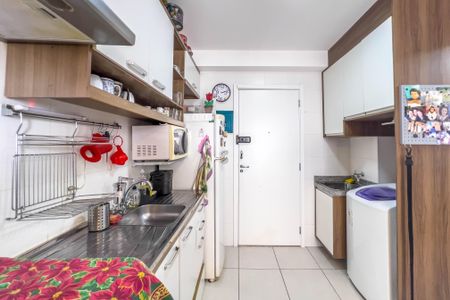 Apartamento à venda com 36m², 2 quartos e sem vaga Apartamento à venda com 36m², 2 quartos e sem vagaCozinha e área de serviço