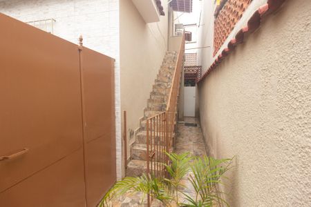 Casa para alugar com 103m², 3 quartos e sem vagaVaranda