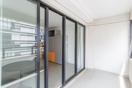 Varanda de kitnet/studio para alugar com 1 quarto, 37m² em Vila Olímpia, São Paulo