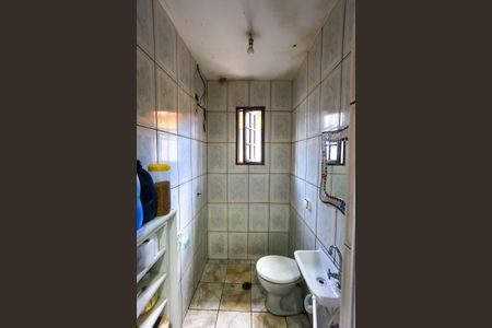 Banheiro de casa para alugar com 3 quartos, 6m² em Jardim Umarizal, São Paulo