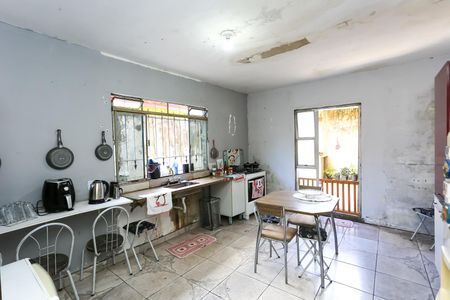 cozinha de casa para alugar com 3 quartos, 6m² em Jardim Umarizal, São Paulo