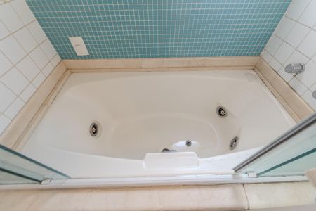 Apartamento à venda com 120m², 3 quartos e 1 vaga Apartamento à venda com 120m², 3 quartos e 1 vagaBanheiro da Suíte 1