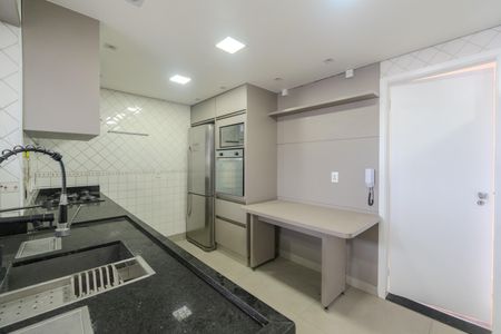 Apartamento à venda com 120m², 3 quartos e 1 vaga Apartamento à venda com 120m², 3 quartos e 1 vagaCozinha