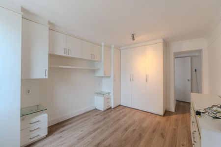 Apartamento à venda com 120m², 3 quartos e 1 vaga Apartamento à venda com 120m², 3 quartos e 1 vagaSuíte 1