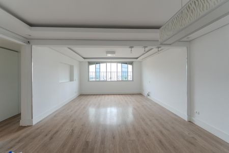 Apartamento à venda com 120m², 3 quartos e 1 vaga Apartamento à venda com 120m², 3 quartos e 1 vagaSala