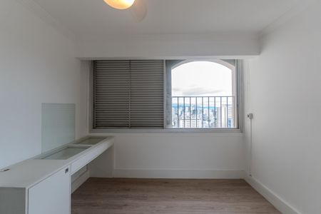 Apartamento à venda com 120m², 3 quartos e 1 vaga Apartamento à venda com 120m², 3 quartos e 1 vagaQuarto 2