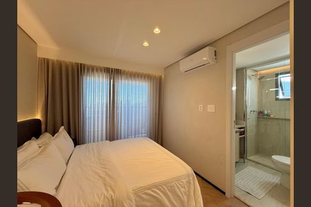 Suíte 2 de apartamento à venda com 2 quartos, 92m² em Jardim das Acacias, São Paulo