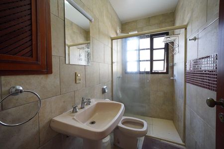 Casa de condomínio para alugar com 70m², 3 quartos e sem vagaBanheiro Corredor