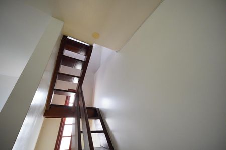 Casa de condomínio para alugar com 70m², 3 quartos e sem vagaAcesso sotão