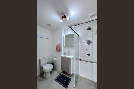 Banheiro de kitnet/studio para alugar com 1 quarto, 30m² em Alto da Mooca, São Paulo