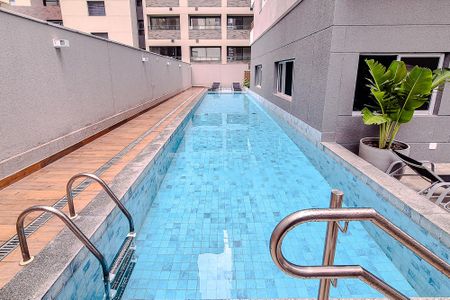 Apartamento para alugar com 40m², 2 quartos e sem vagaÁrea comum - Piscina