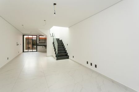 Sala de casa à venda com 3 quartos, 147m² em Campo Grande, São Paulo