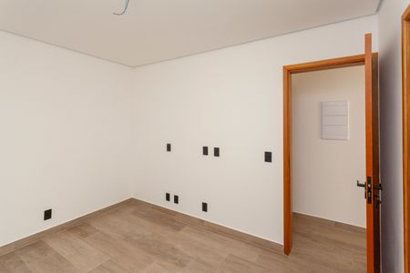 Casa à venda com 155m², 3 quartos e 2 vagasQuarto Suíte 2