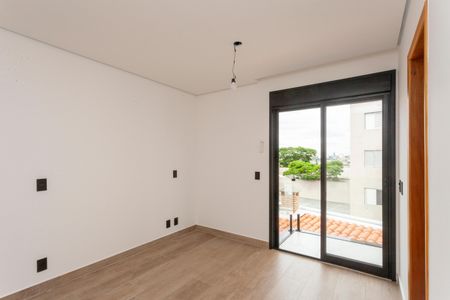 Casa à venda com 155m², 3 quartos e 2 vagasQuarto Suíte 1