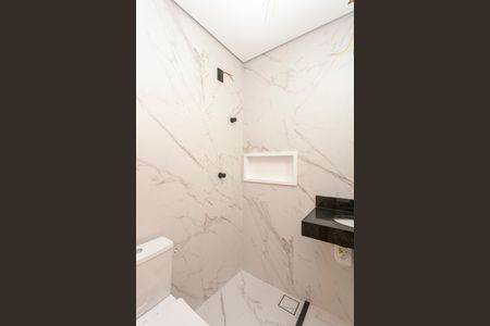 Casa à venda com 155m², 3 quartos e 2 vagasBanheiro da Suíte 2