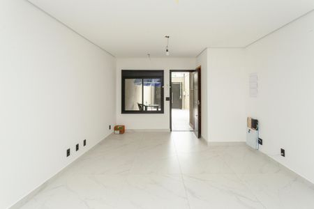 Casa à venda com 155m², 3 quartos e 2 vagasSala