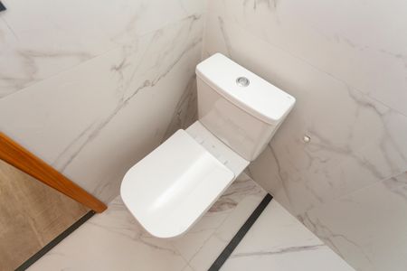 Casa à venda com 155m², 3 quartos e 2 vagasBanheiro da Suíte 2