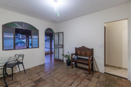 Casa à venda com 250m², 3 quartos e 3 vagasSala - Casa 3