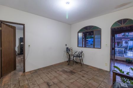 Casa à venda com 250m², 3 quartos e 3 vagasSala - Casa 3