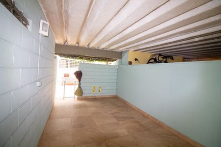 Casa à venda com 313m², 4 quartos e 2 vagasGaragem