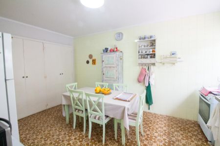 Casa à venda com 313m², 4 quartos e 2 vagasCozinha