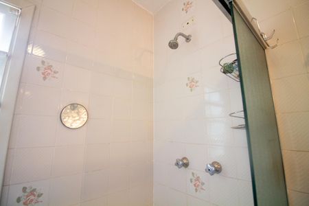 Casa à venda com 313m², 4 quartos e 2 vagasBanheiro da Suíte