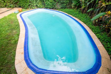 Casa à venda com 313m², 4 quartos e 2 vagasPiscina