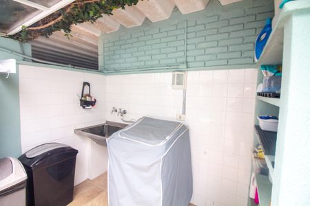 Casa à venda com 313m², 4 quartos e 2 vagasArea de Serviço