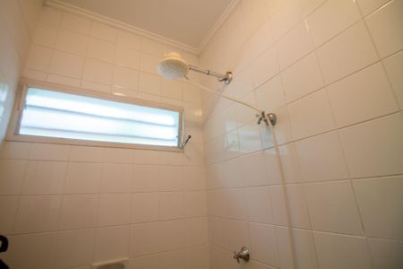 Casa à venda com 313m², 4 quartos e 2 vagasBanheiro de serviço