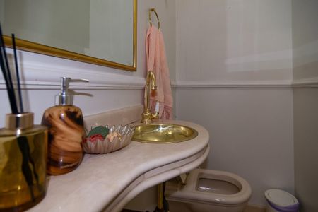 Apartamento para alugar com 202m², 3 quartos e 1 vagaLavabo