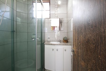 Apartamento para alugar com 60m², 2 quartos e 1 vagaBanheiro