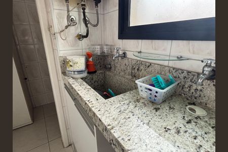 Apartamento à venda com 113m², 3 quartos e 2 vagas Apartamento à venda com 113m², 3 quartos e 2 vagasÁrea de Serviço