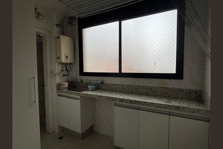 Apartamento à venda com 113m², 3 quartos e 2 vagas Apartamento à venda com 113m², 3 quartos e 2 vagasÁrea de Serviço
