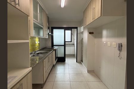 Apartamento à venda com 113m², 3 quartos e 2 vagas Apartamento à venda com 113m², 3 quartos e 2 vagasCozinha