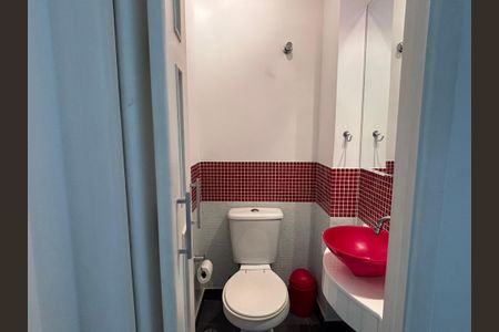 Apartamento à venda com 113m², 3 quartos e 2 vagas Apartamento à venda com 113m², 3 quartos e 2 vagasLavabo