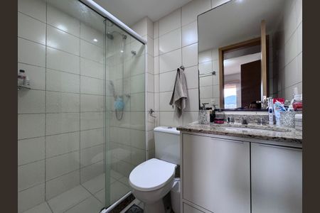 Apartamento à venda com 70m², 2 quartos e 1 vaga Apartamento à venda com 70m², 2 quartos e 1 vagaSuíte - Banheiro