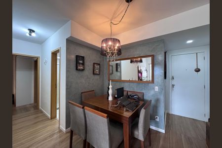 Sala de apartamento à venda com 2 quartos, 70m² em Barra da Tijuca, Rio de Janeiro