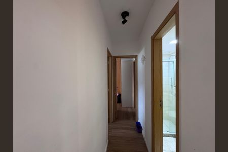 Apartamento à venda com 70m², 2 quartos e 1 vaga Apartamento à venda com 70m², 2 quartos e 1 vagaCorredor