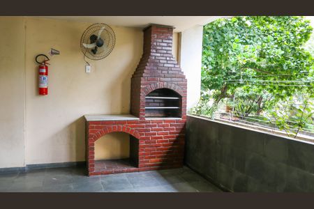 Apartamento para alugar com 65m², 2 quartos e 1 vagaÁrea comum - Churrasqueira