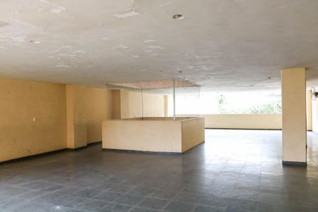 Apartamento para alugar com 65m², 2 quartos e 1 vagaÁrea comum 
