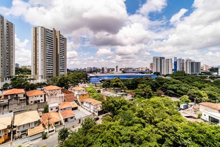 Apartamento à venda com 82m², 3 quartos e 2 vagas Apartamento à venda com 82m², 3 quartos e 2 vagasVaranda