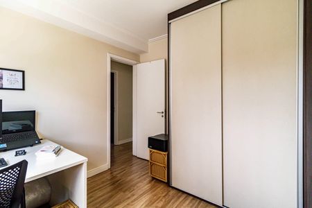 Apartamento à venda com 82m², 3 quartos e 2 vagas Apartamento à venda com 82m², 3 quartos e 2 vagasQuarto 02