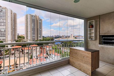 Apartamento à venda com 82m², 3 quartos e 2 vagas Apartamento à venda com 82m², 3 quartos e 2 vagasVaranda