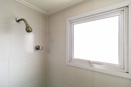 Apartamento à venda com 82m², 3 quartos e 2 vagas Apartamento à venda com 82m², 3 quartos e 2 vagasBanheiro social