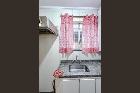 Casa à venda com 295m², 4 quartos e 6 vagasCozinha de serviço