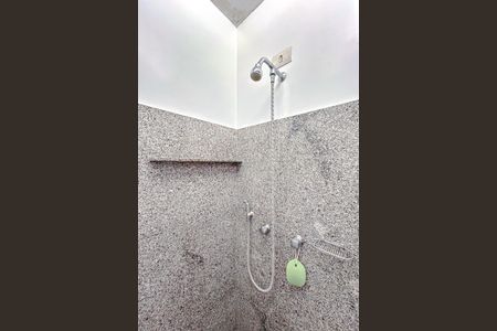 Casa à venda com 295m², 4 quartos e 6 vagasBanheiro