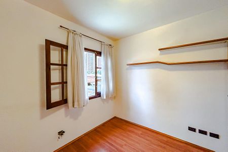 Casa à venda com 295m², 4 quartos e 6 vagasQuarto 2