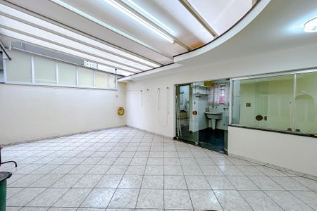 Casa à venda com 295m², 4 quartos e 6 vagasÁrea externa