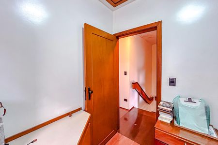 Casa à venda com 295m², 4 quartos e 6 vagasQuarto 3